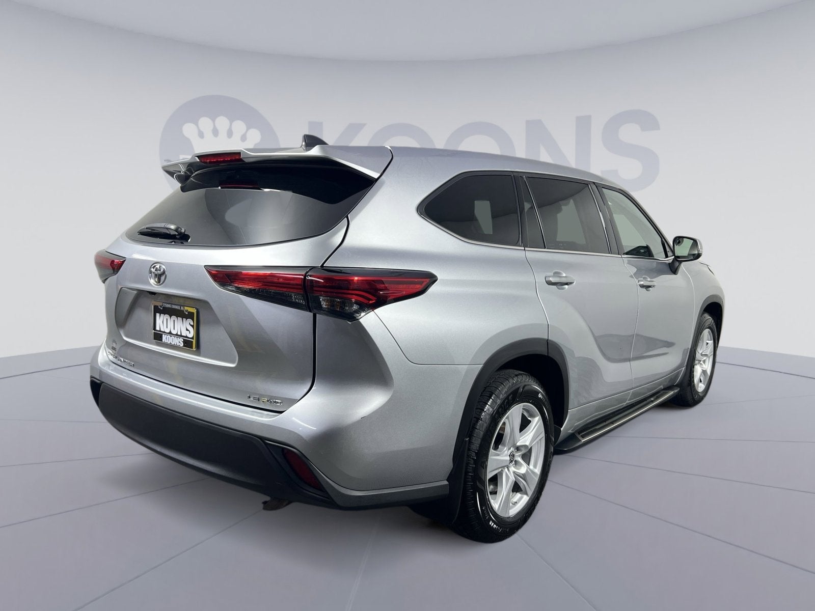 2022 Toyota Highlander LE