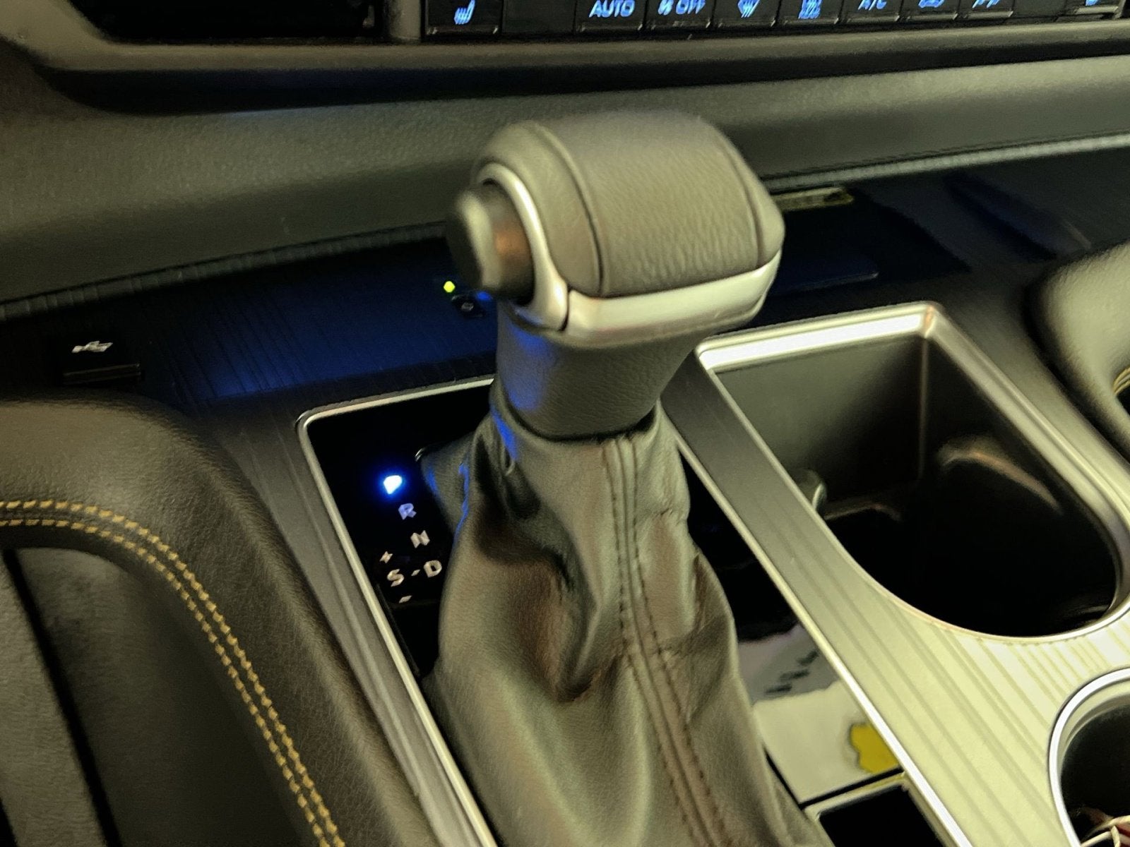 2023 Toyota Sienna Woodland Edition