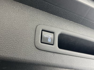 2023 Toyota Sienna Woodland Edition