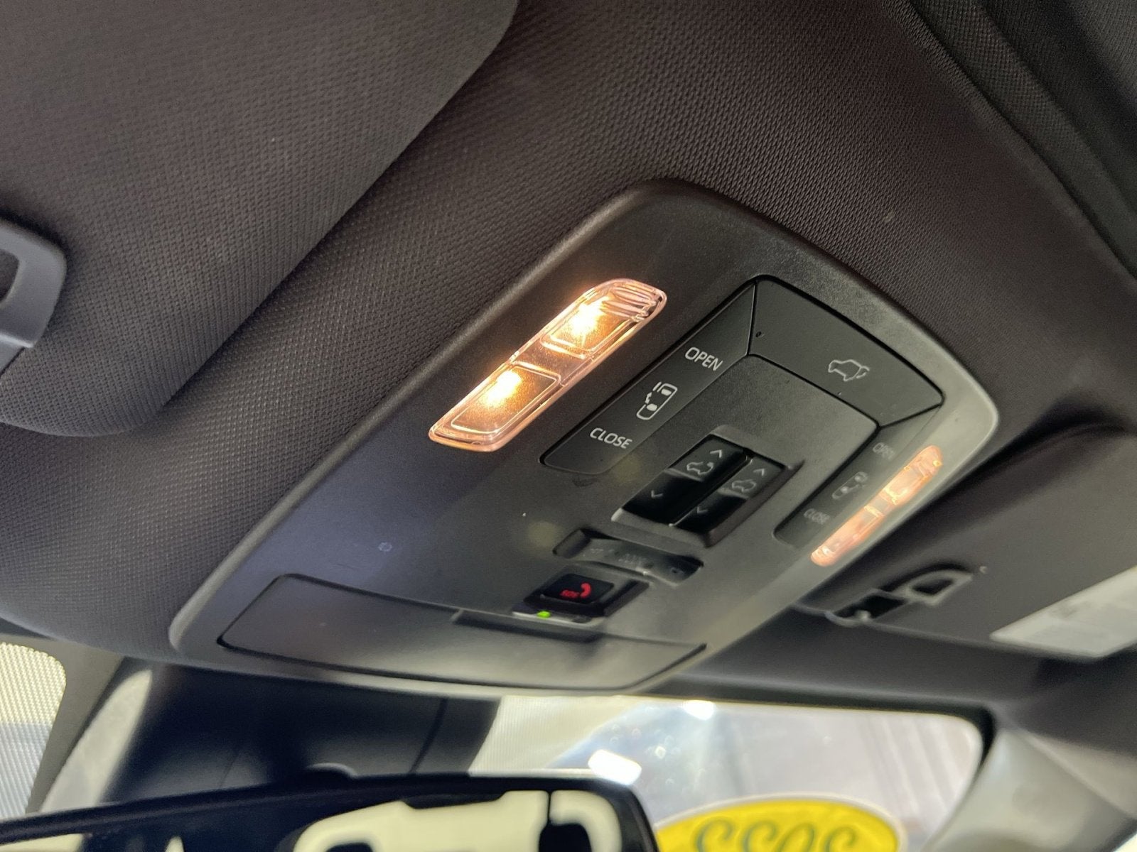 2023 Toyota Sienna Woodland Edition