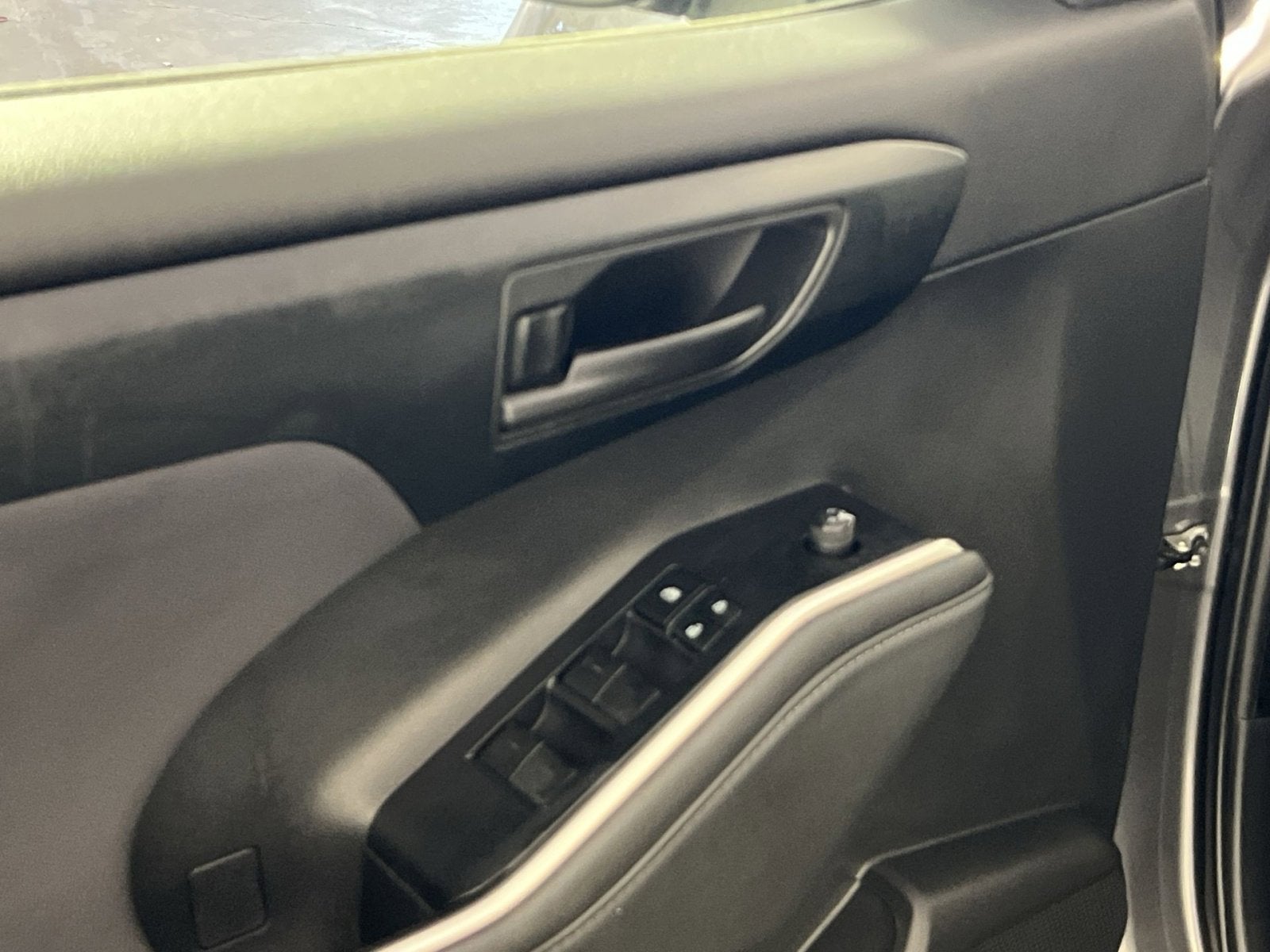 2022 Toyota Highlander L