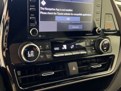 2022 Toyota Highlander L