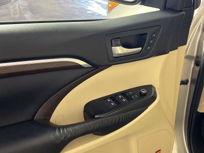 2015 Toyota Highlander Hybrid Limited Platinum