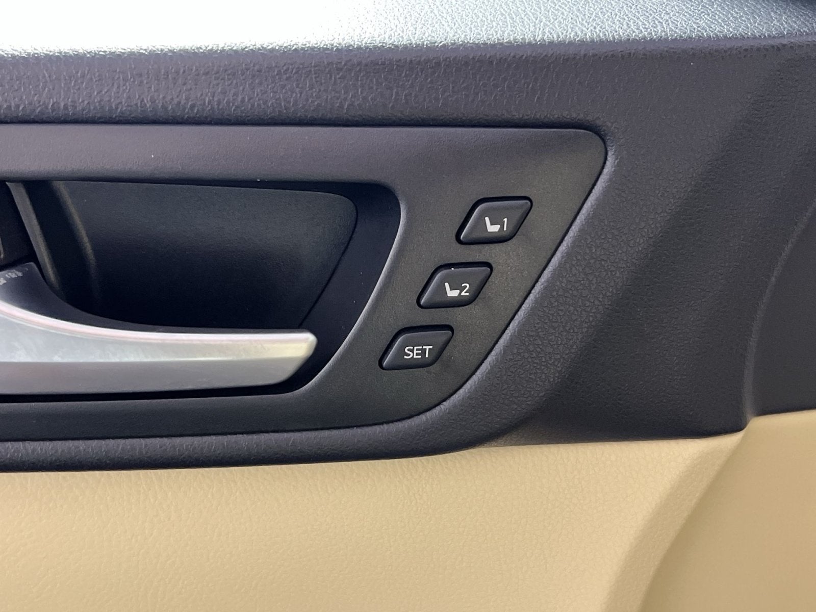2015 Toyota Highlander Hybrid Limited Platinum