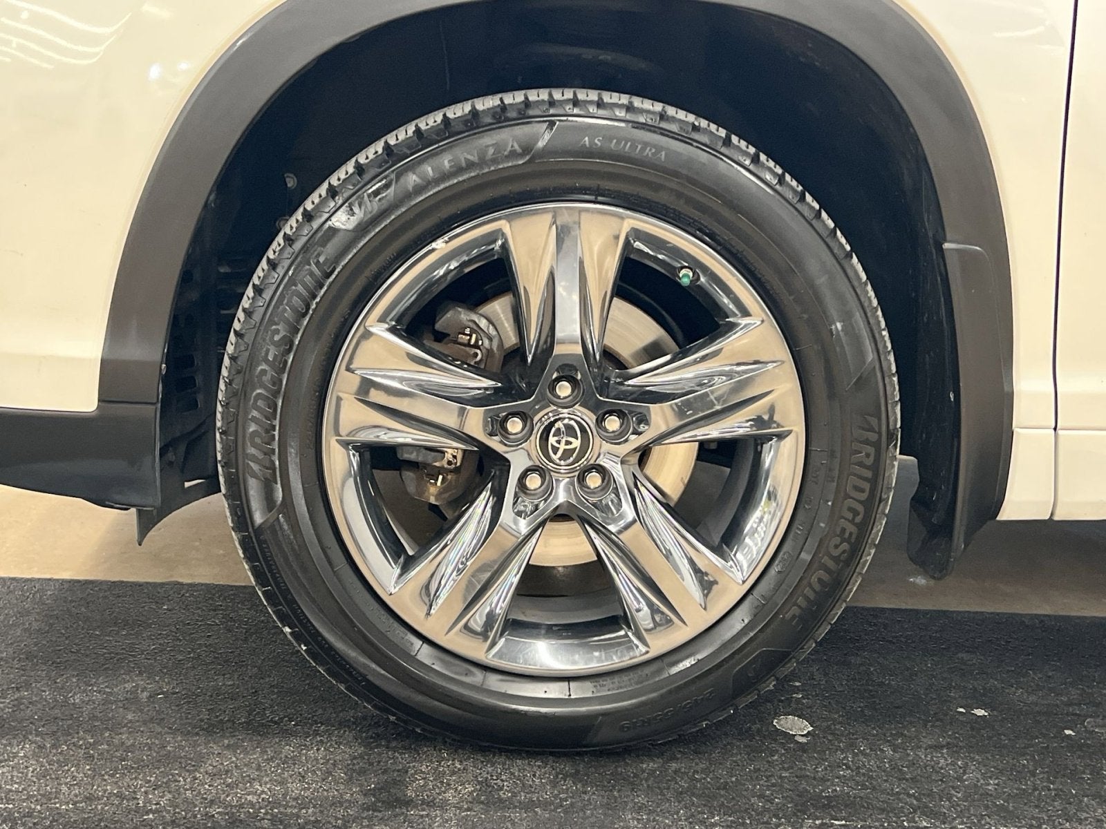 2018 Toyota Highlander Limited Platinum