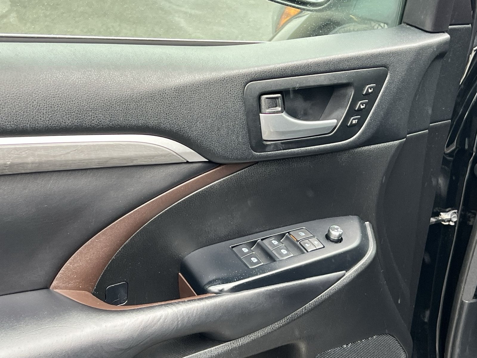 2018 Toyota Highlander Limited Platinum