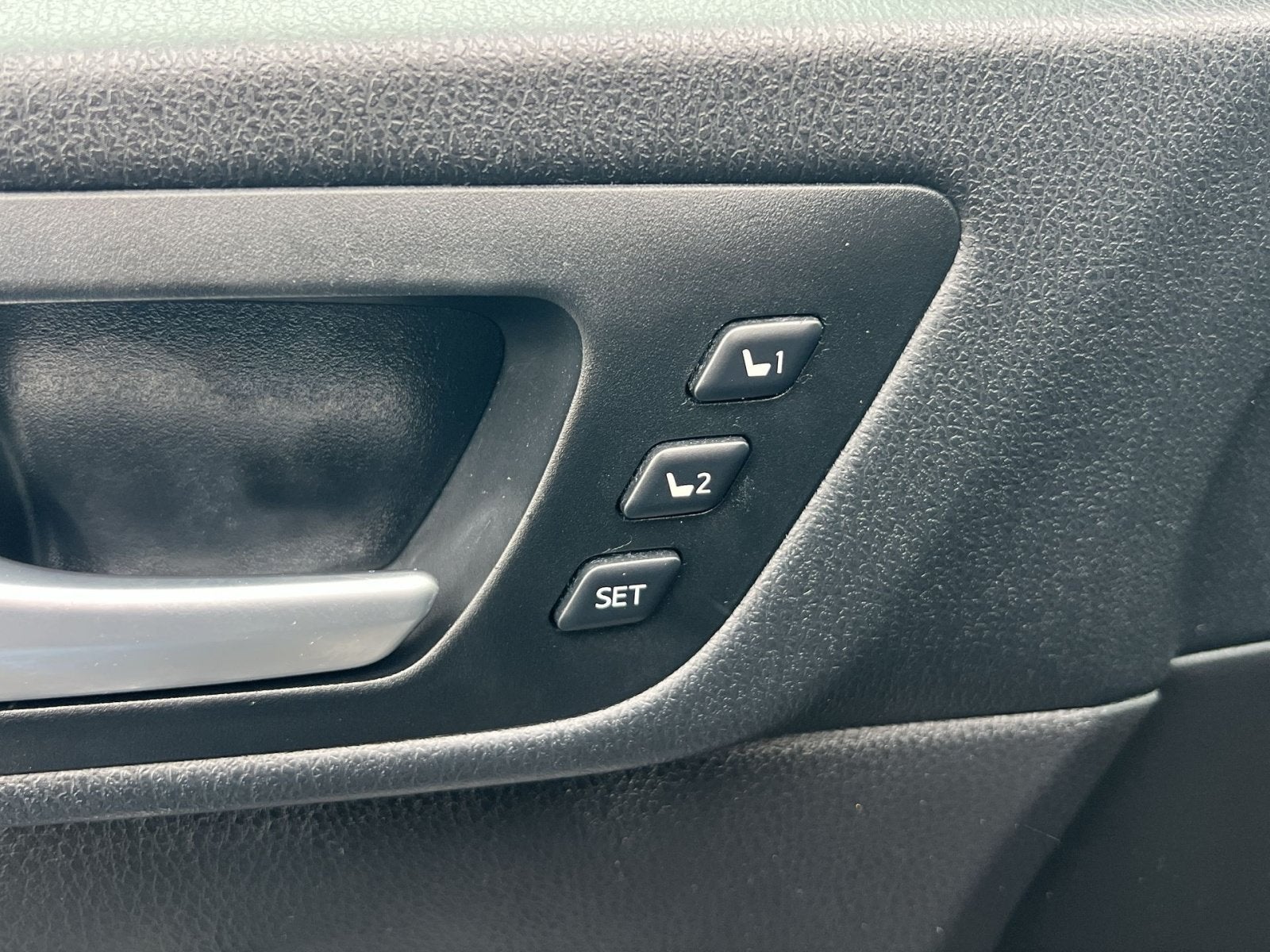 2018 Toyota Highlander Limited Platinum