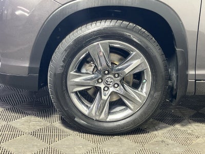 2017 Toyota Highlander Limited Platinum