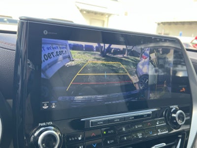 2020 Toyota Highlander Hybrid Platinum