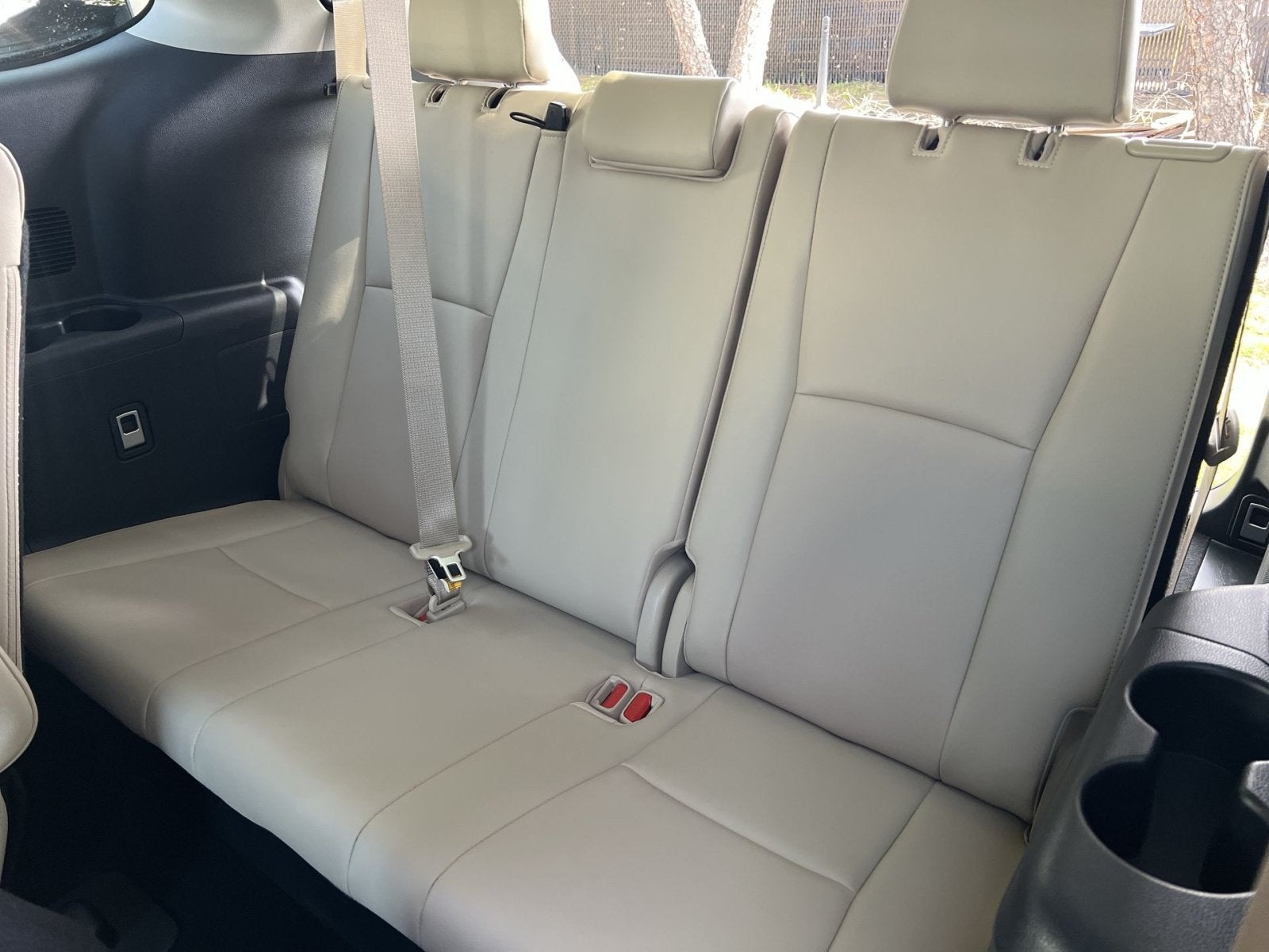 2020 Toyota Highlander Hybrid Platinum