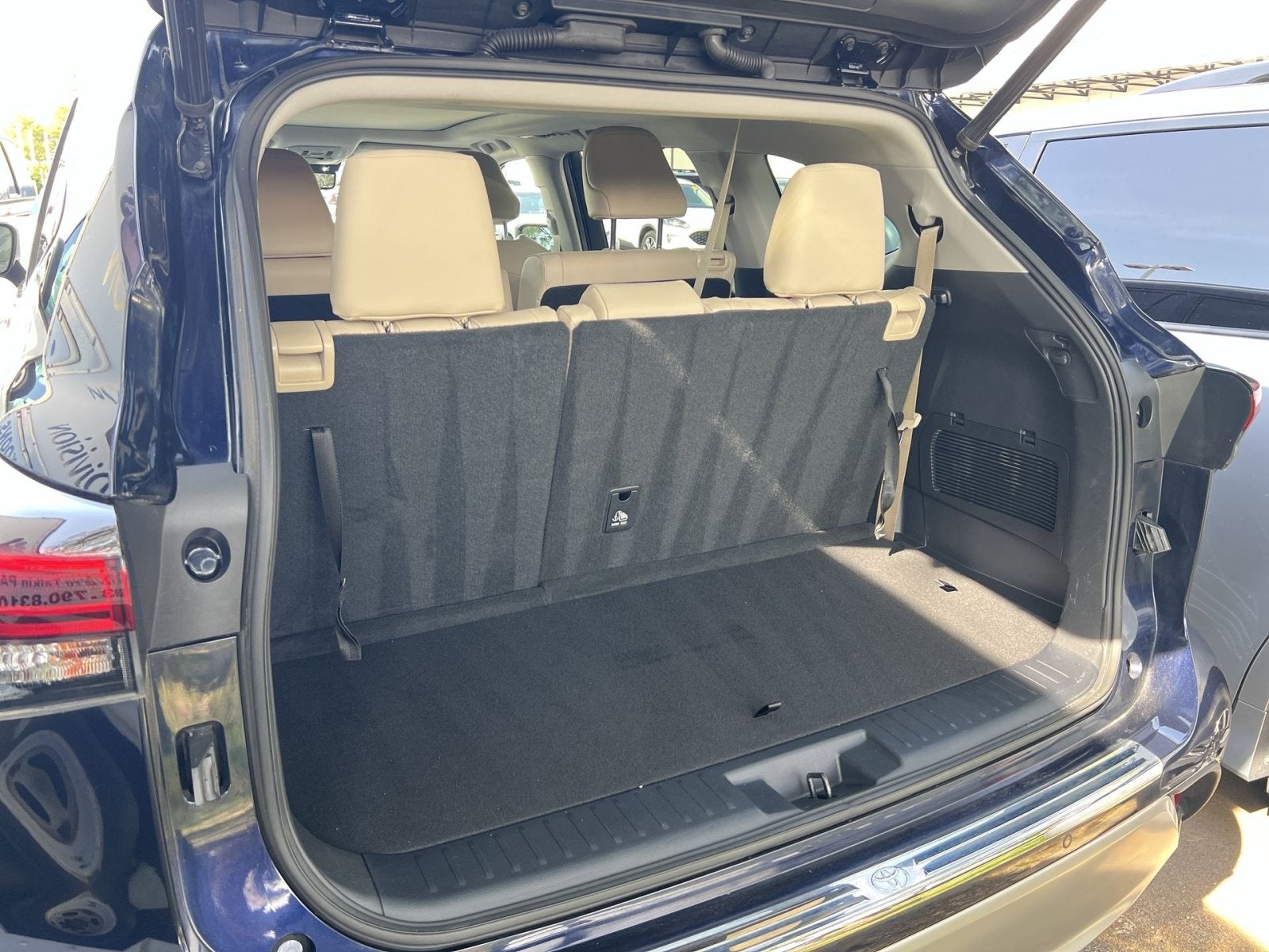 2020 Toyota Highlander Hybrid Platinum