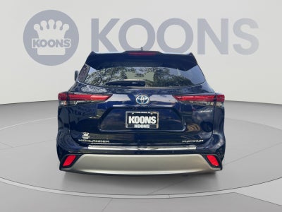 2020 Toyota Highlander Hybrid Platinum
