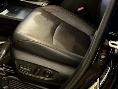 2025 Toyota Sienna Platinum