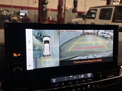 2025 Toyota Sienna Platinum