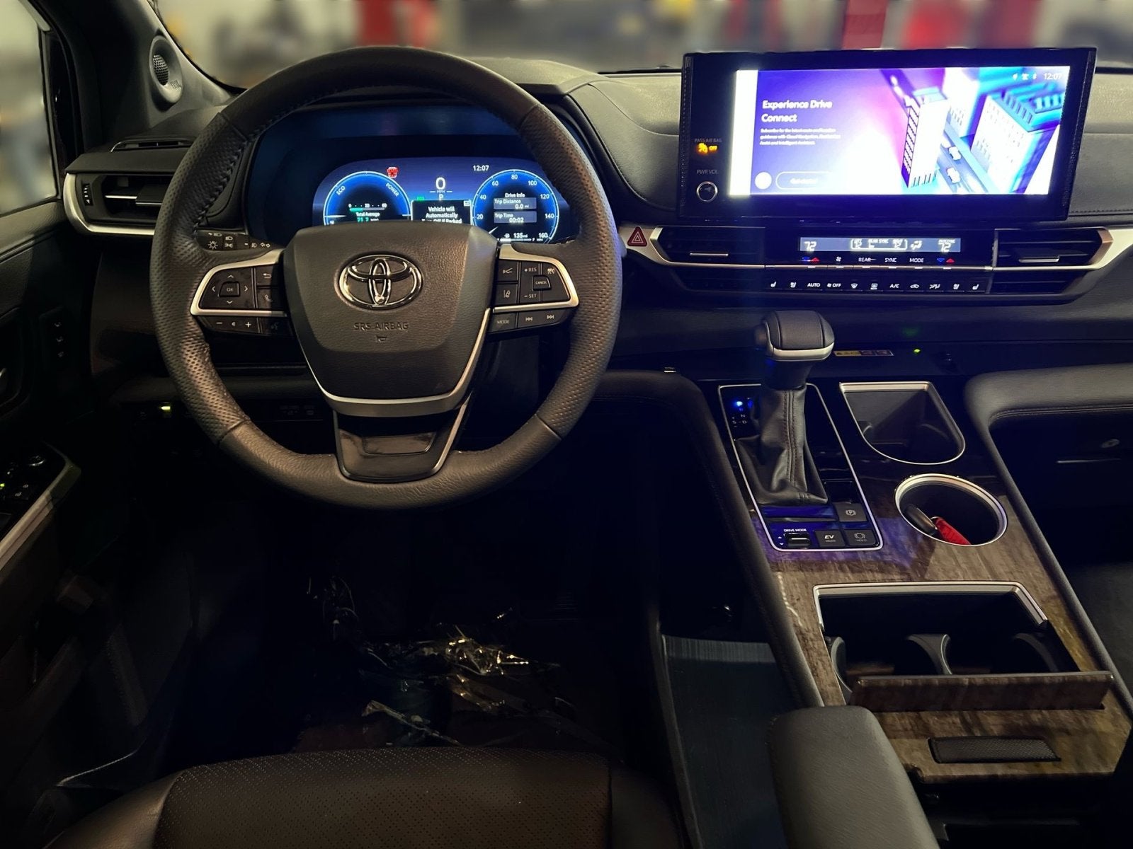 2025 Toyota Sienna Platinum