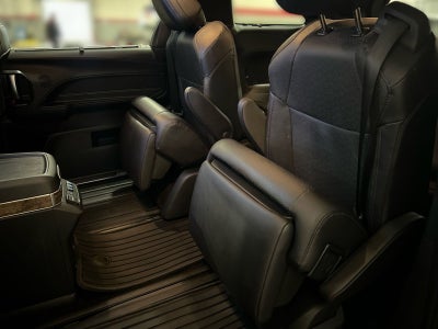 2025 Toyota Sienna Platinum