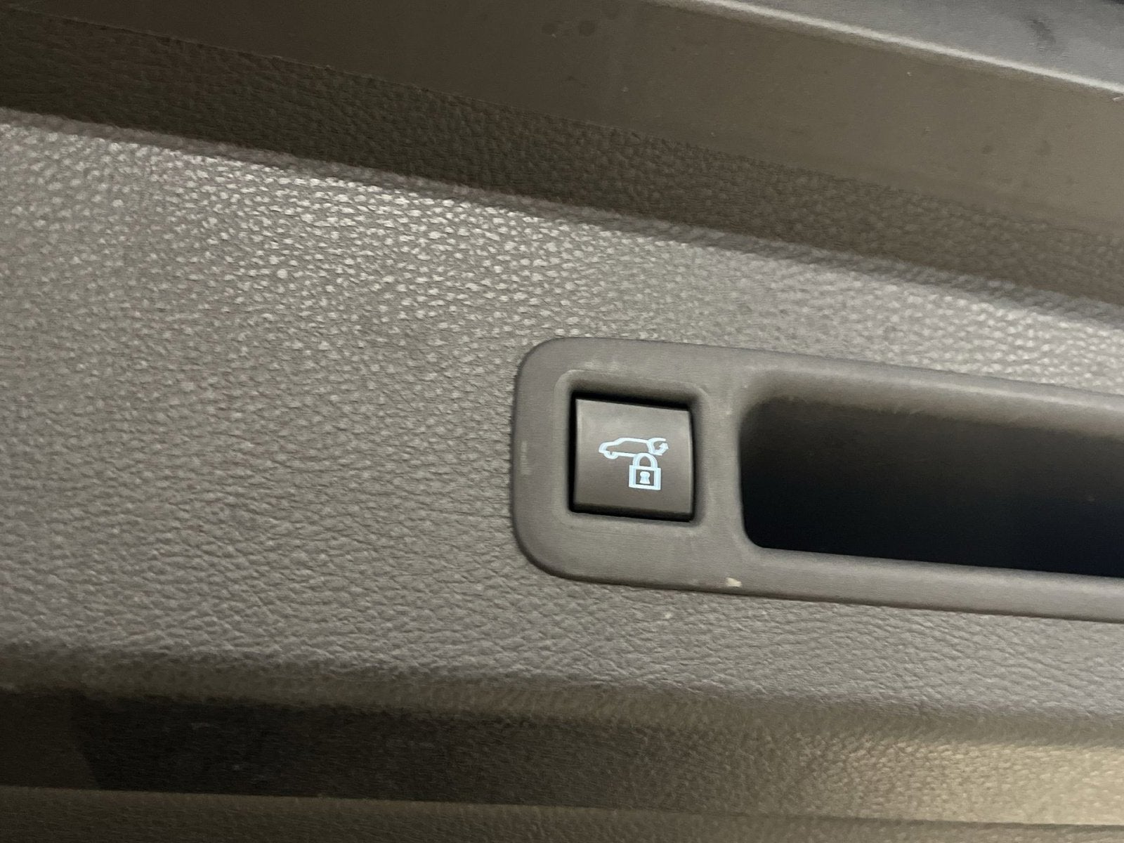 2025 Toyota Sienna Platinum