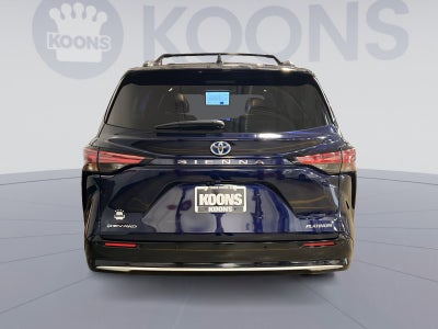 2025 Toyota Sienna Platinum