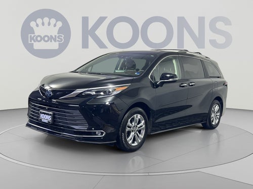 2024 Toyota Sienna Platinum