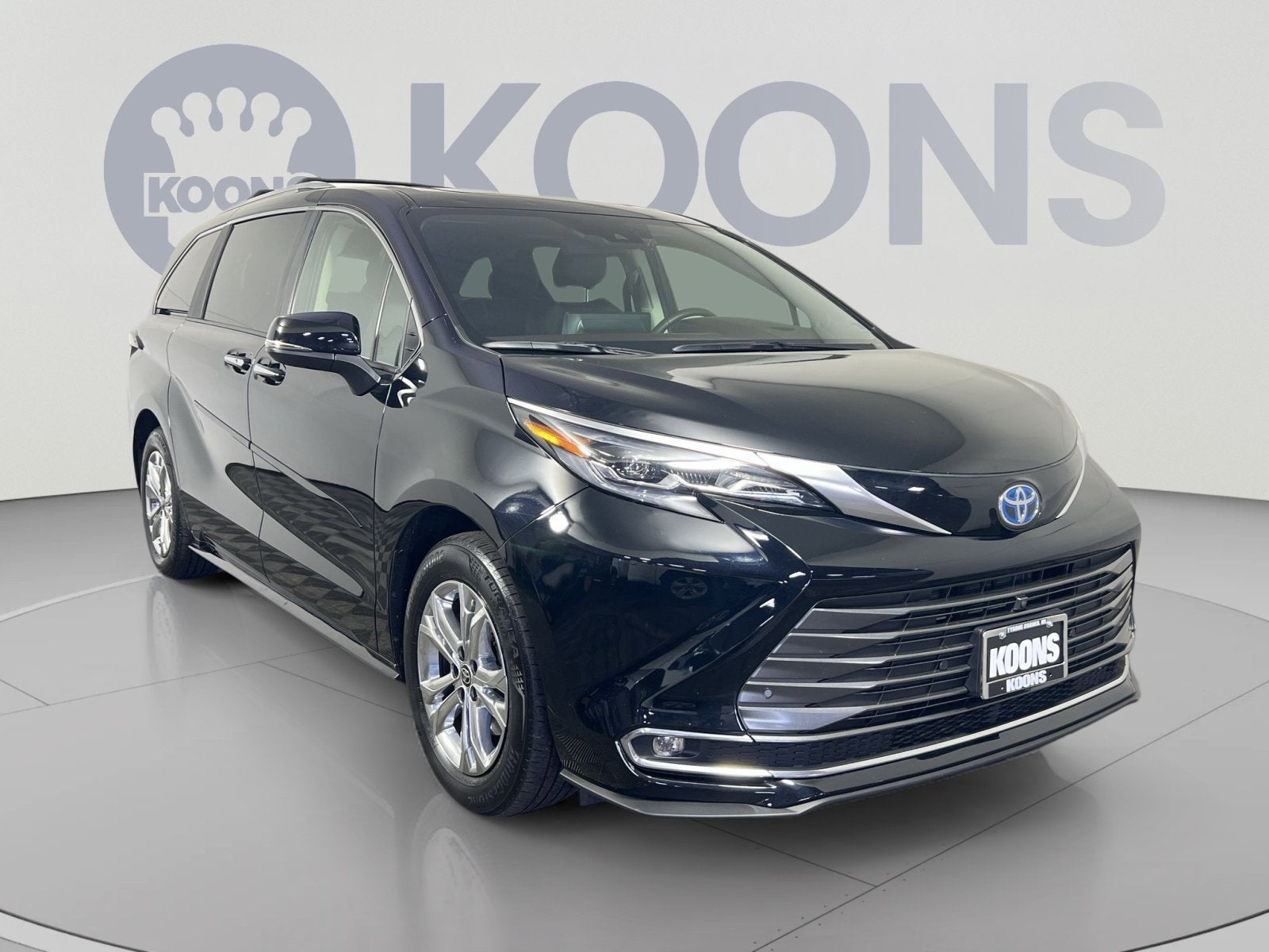 2024 Toyota Sienna Platinum