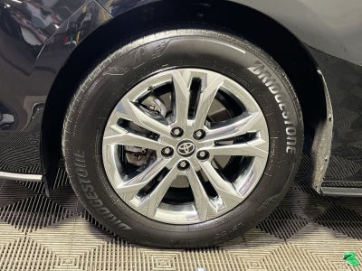 2024 Toyota Sienna Platinum