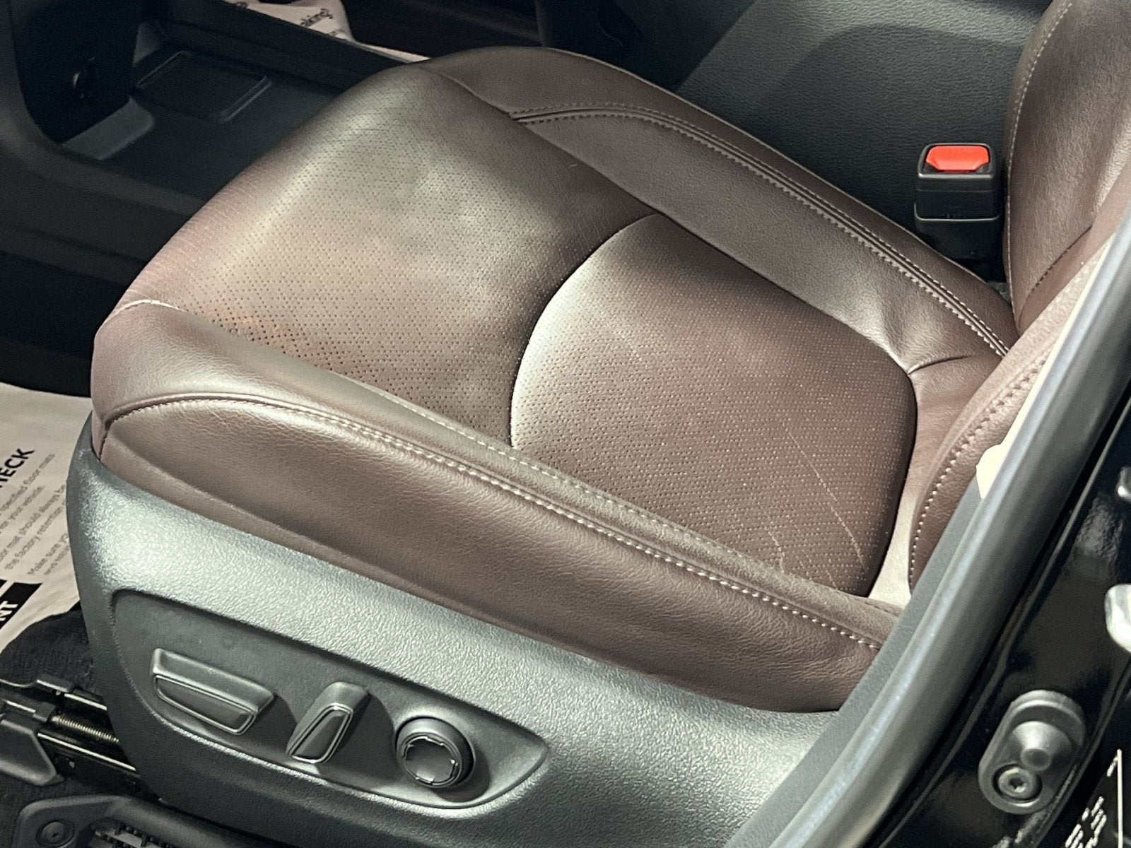 2024 Toyota Sienna Platinum
