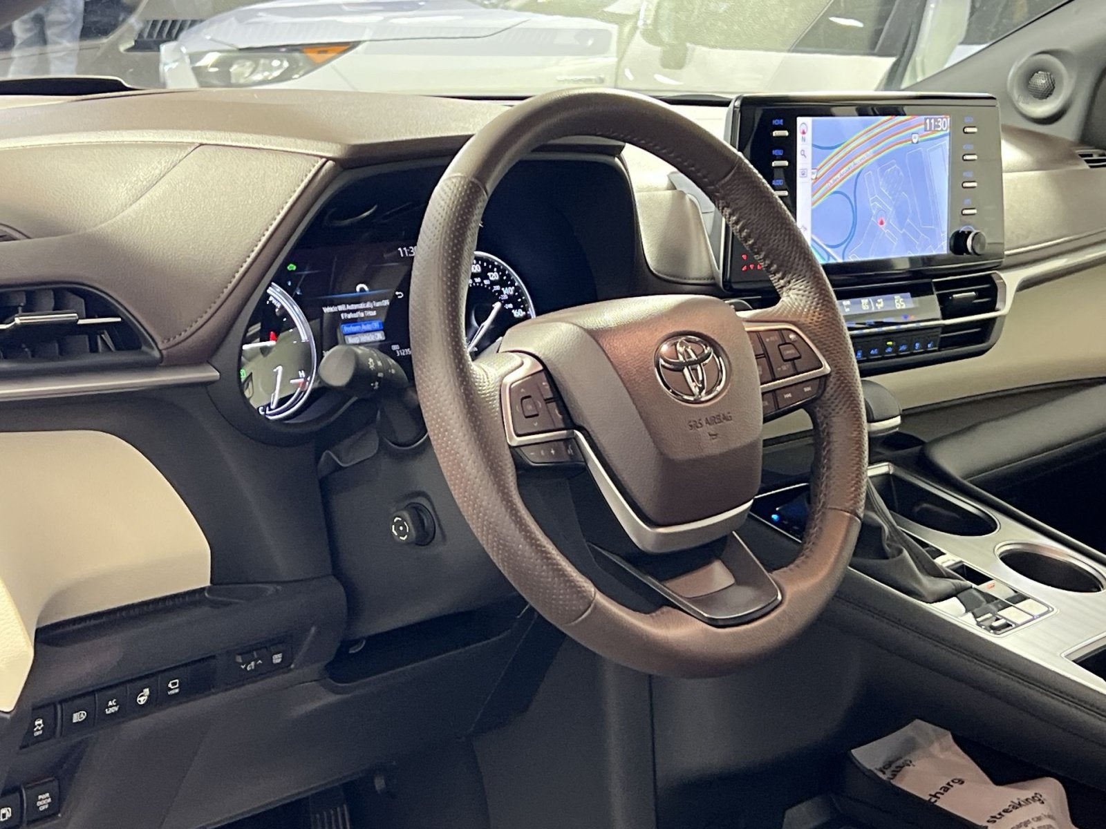 2024 Toyota Sienna Platinum