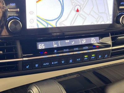 2024 Toyota Sienna Platinum