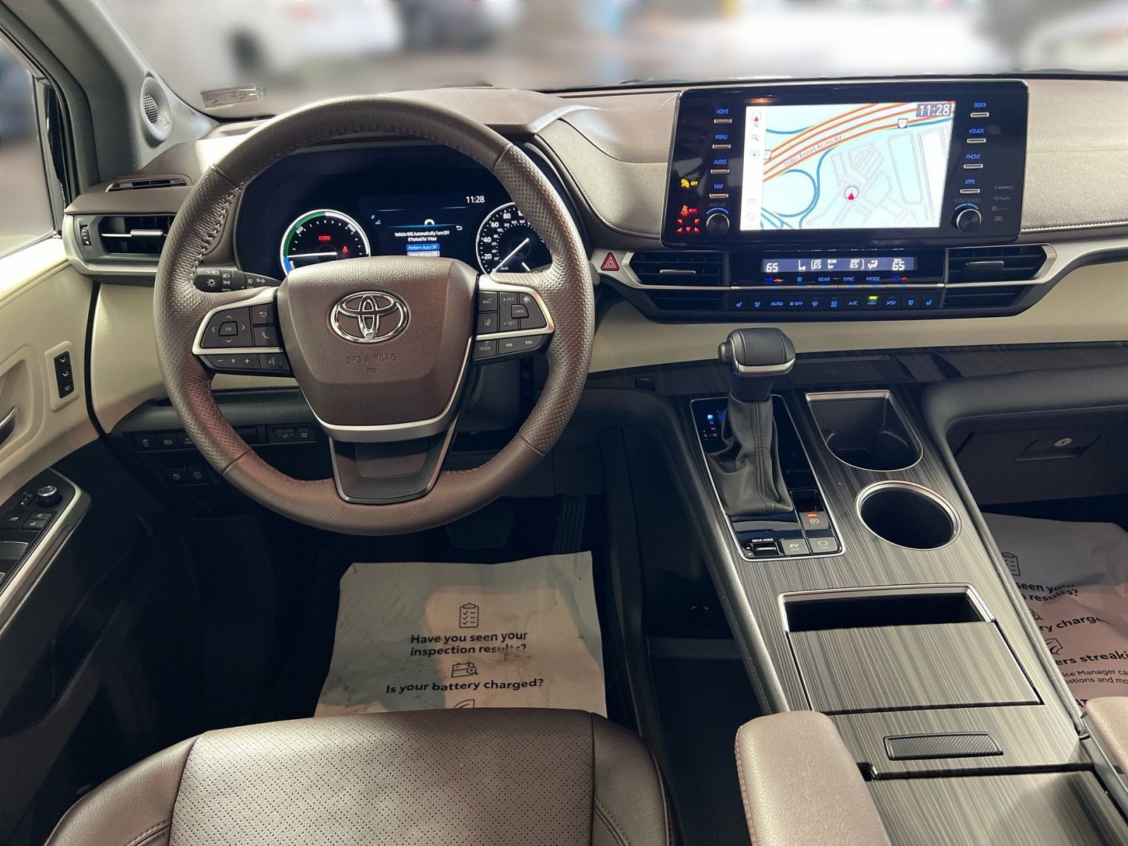 2024 Toyota Sienna Platinum