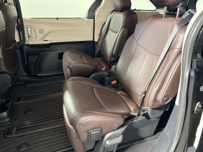 2024 Toyota Sienna Platinum