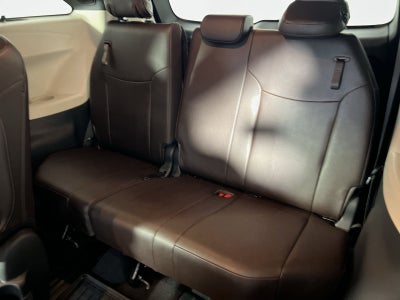 2024 Toyota Sienna Platinum