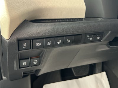 2024 Toyota Sienna Platinum