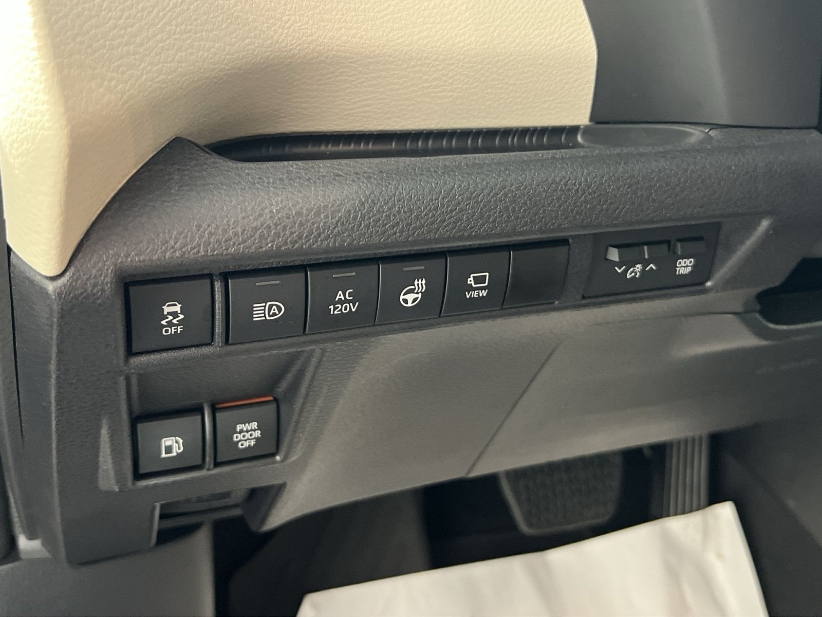 2024 Toyota Sienna Platinum