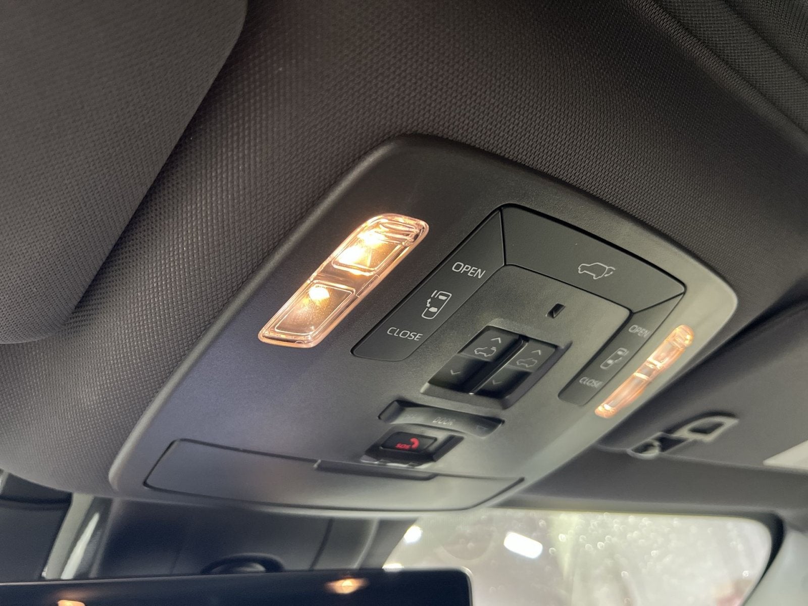 2024 Toyota Sienna Platinum