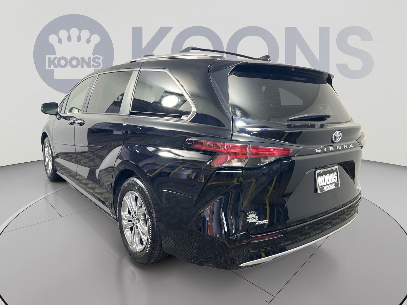 2024 Toyota Sienna Platinum