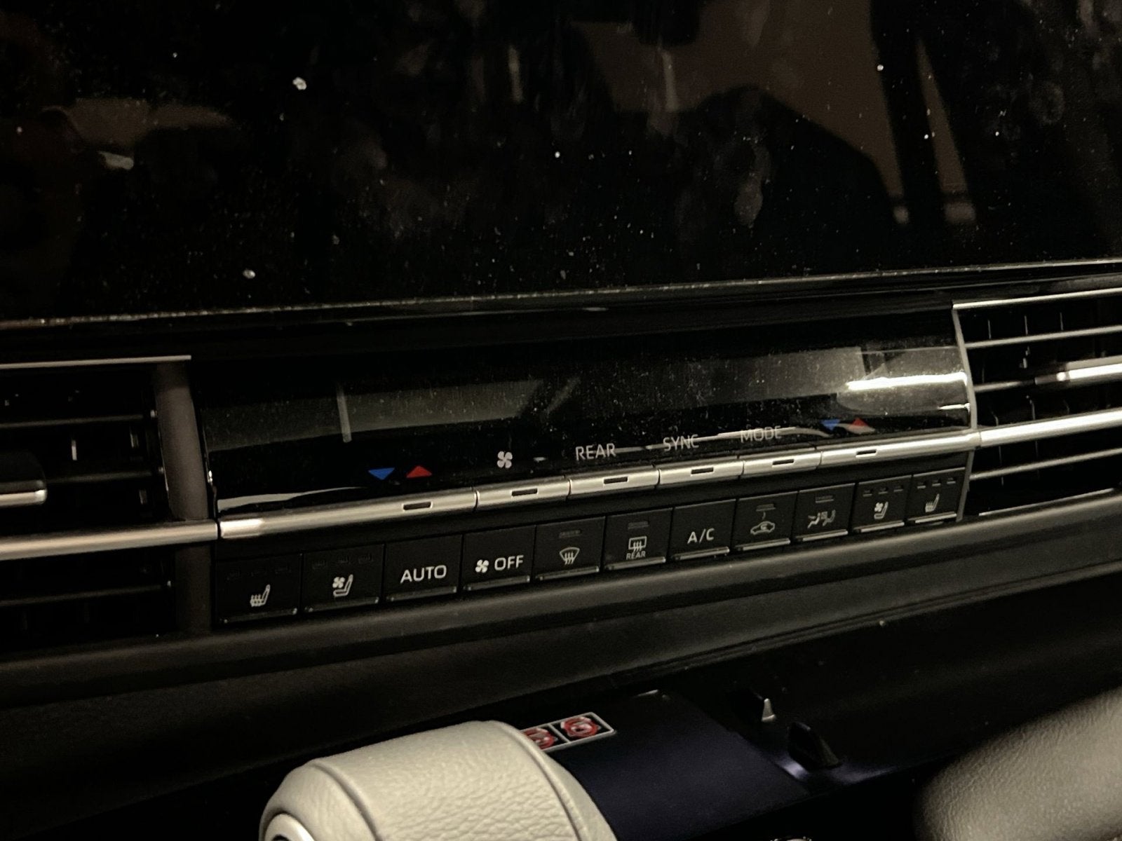 2025 Toyota Sienna Platinum