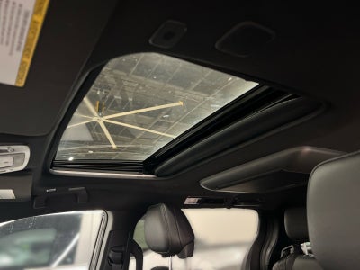 2025 Toyota Sienna Platinum