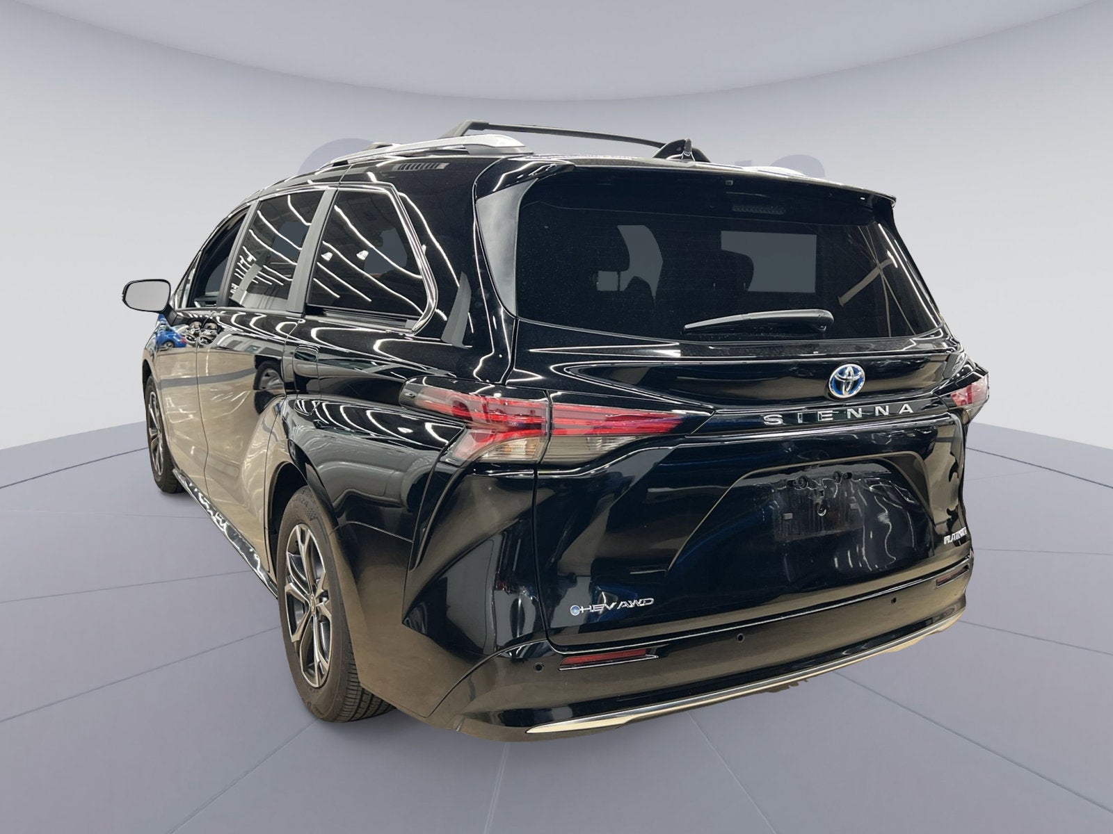 2025 Toyota Sienna Platinum