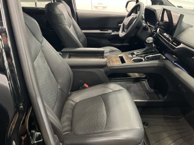 2025 Toyota Sienna Platinum