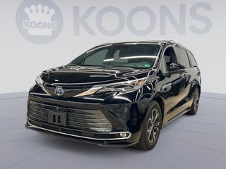 2025 Toyota Sienna Platinum