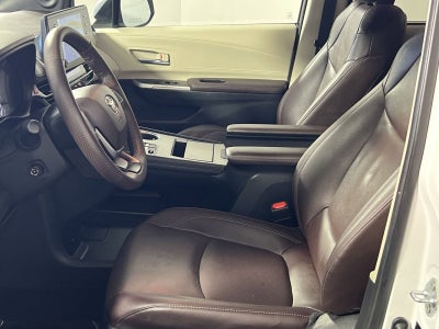 2023 Toyota Sienna Platinum