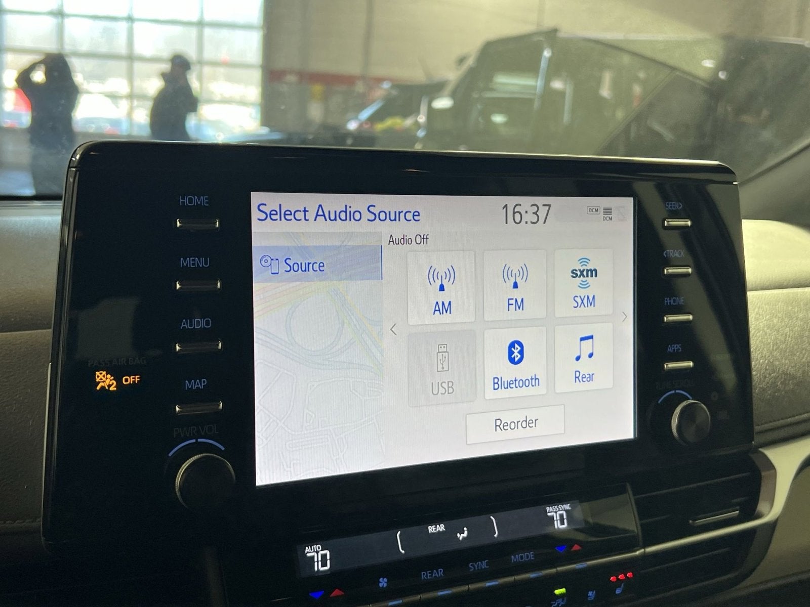 2023 Toyota Sienna Platinum