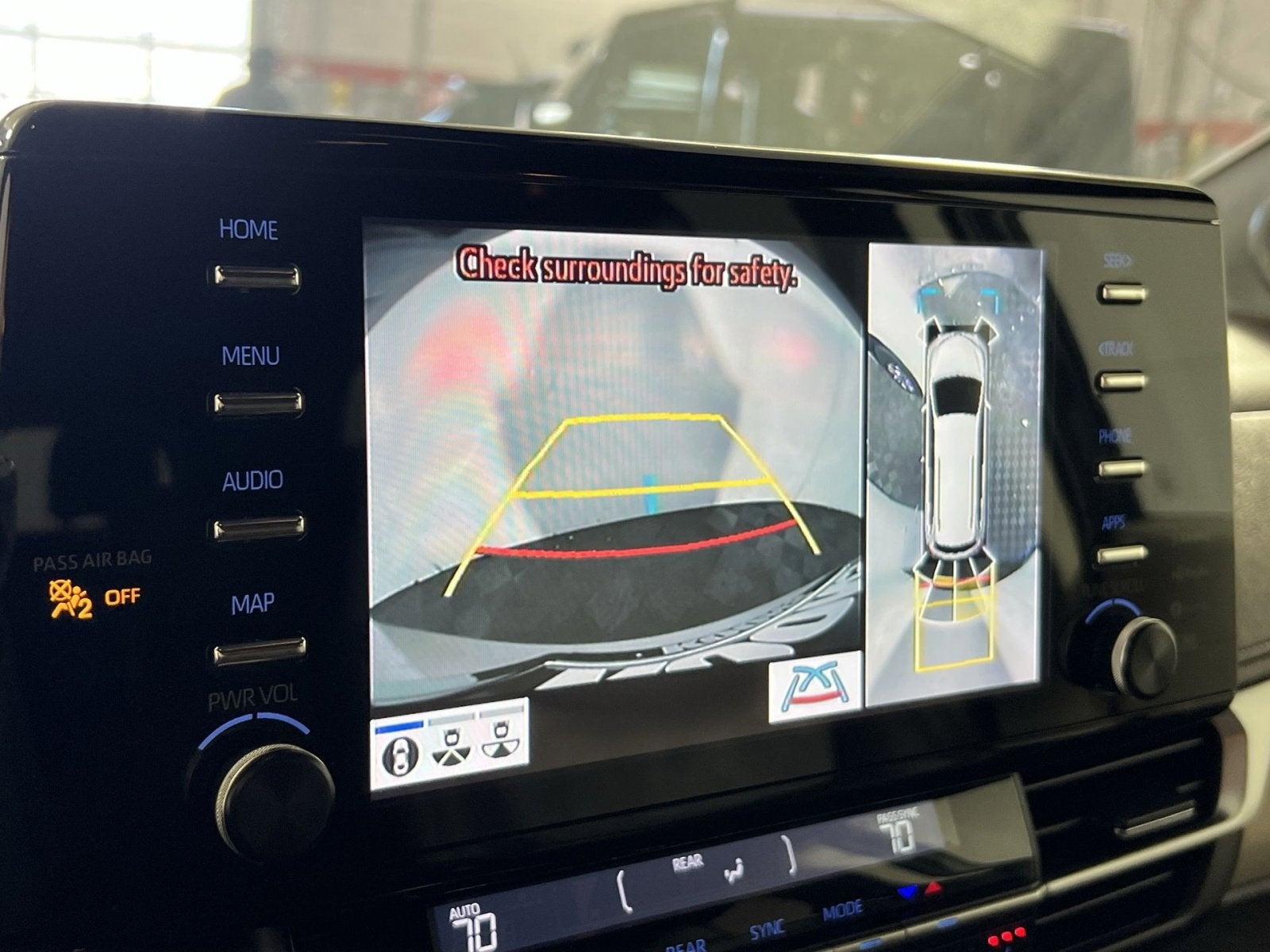 2023 Toyota Sienna Platinum