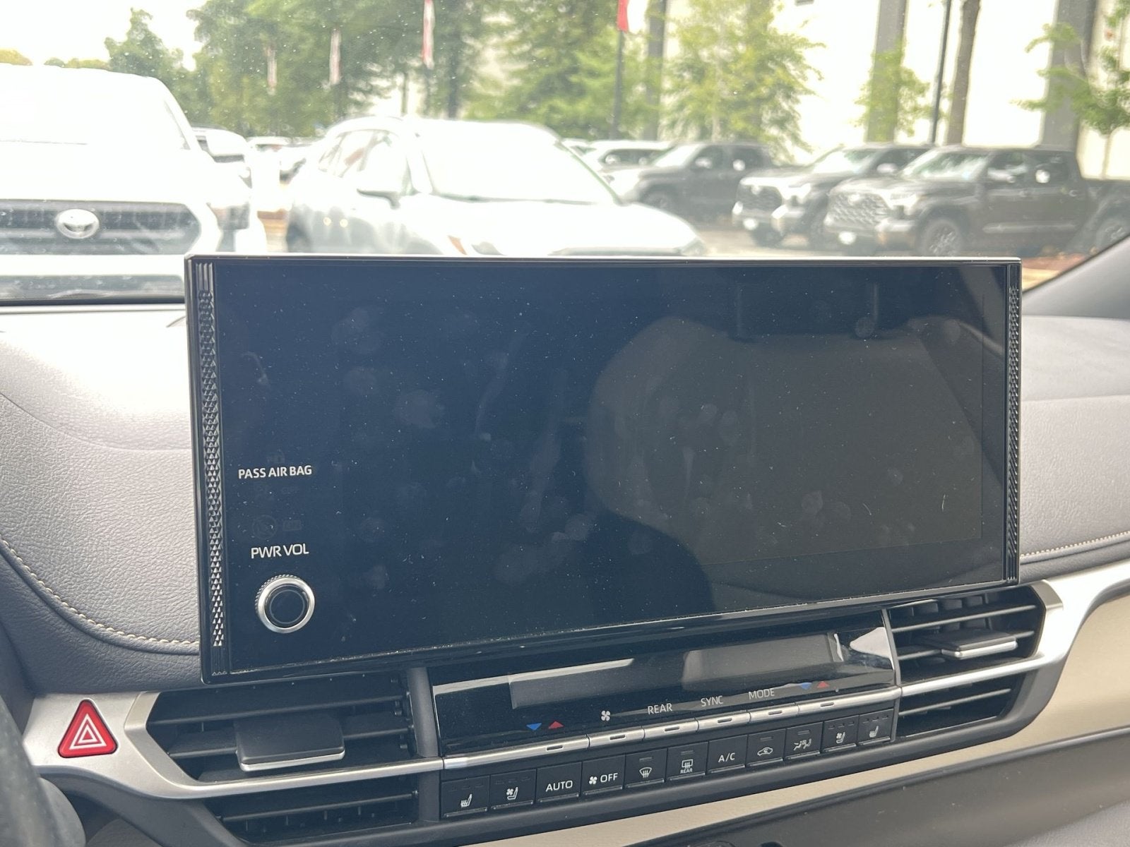2025 Toyota Sienna Platinum