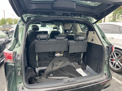 2025 Toyota Sienna Platinum
