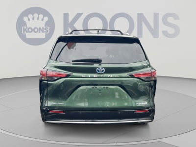 2025 Toyota Sienna Platinum