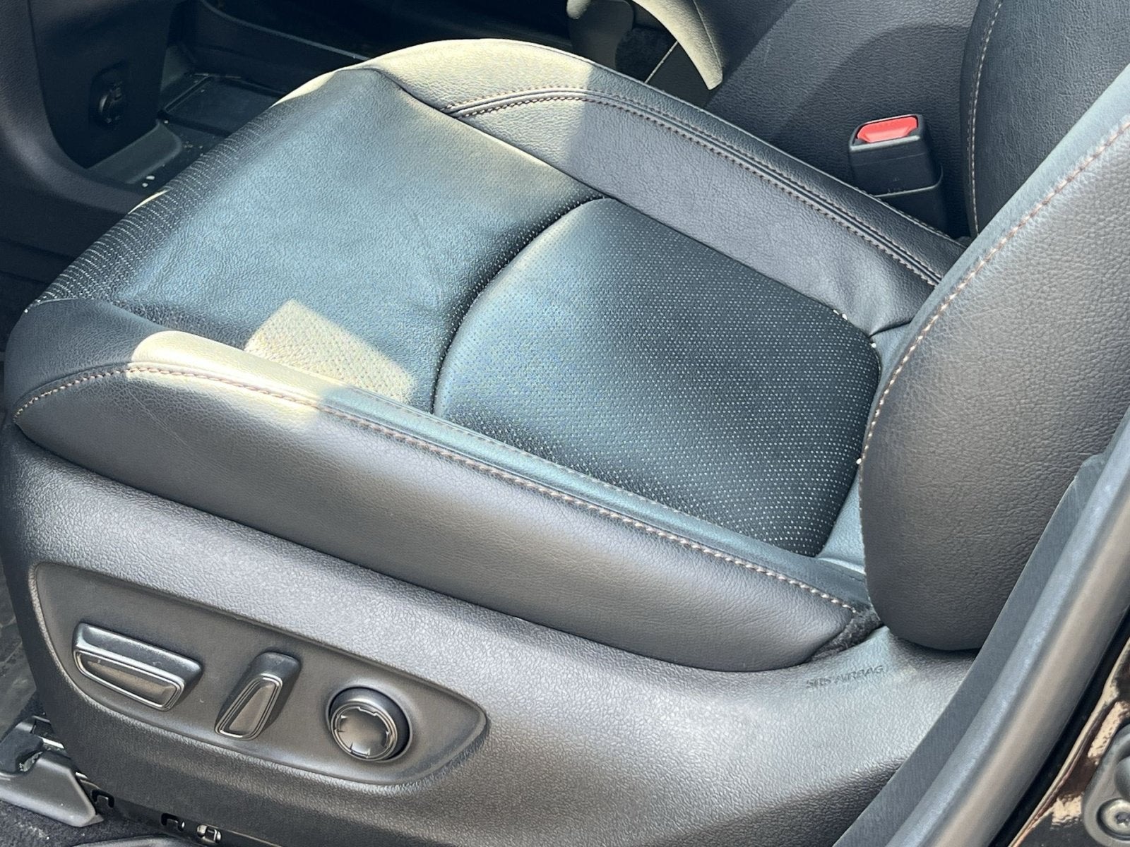 2025 Toyota Sienna Platinum
