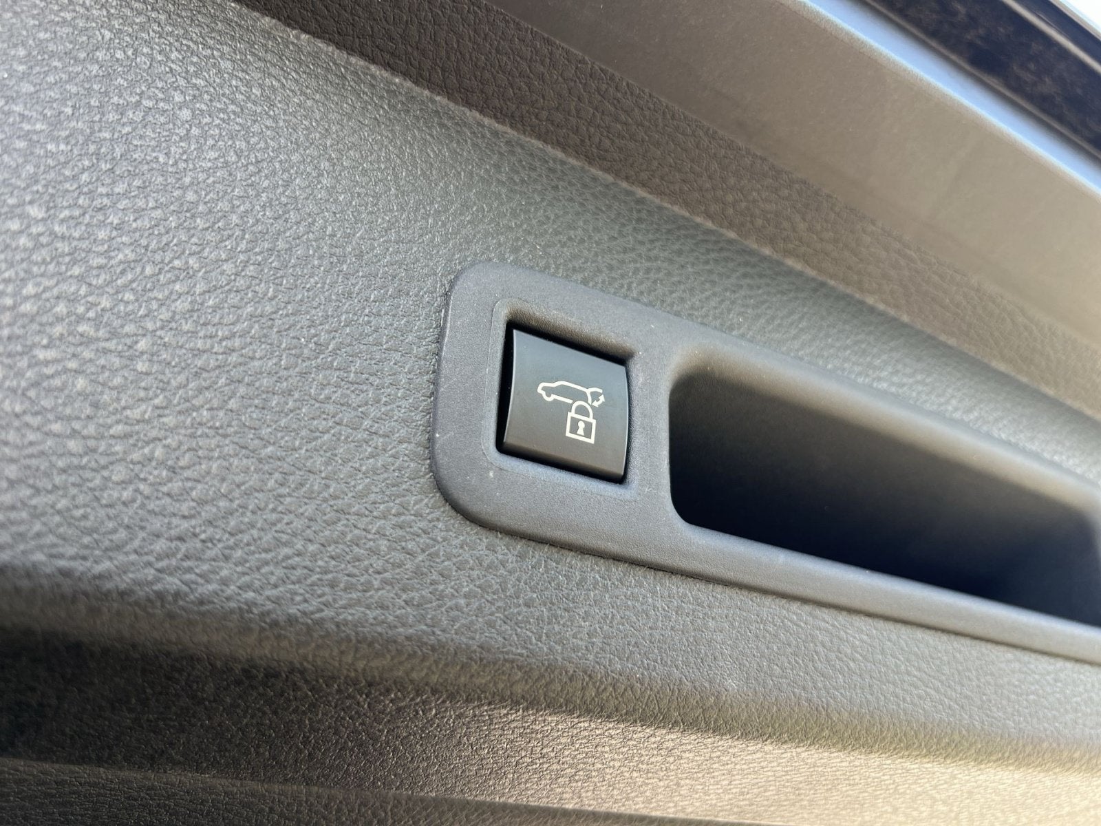 2025 Toyota Sienna Platinum