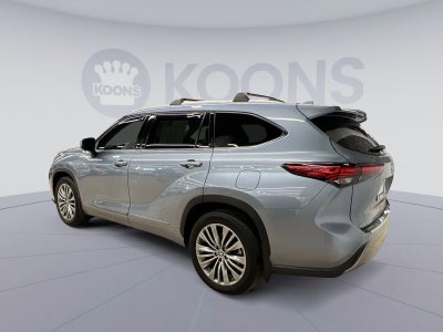 2022 Toyota Highlander Platinum