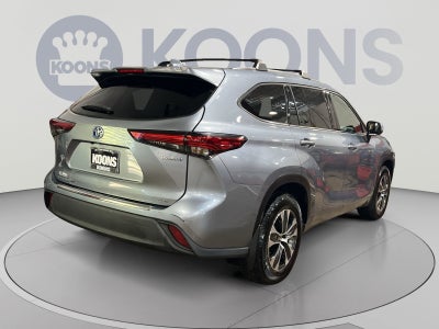 2021 Toyota Highlander Hybrid XLE